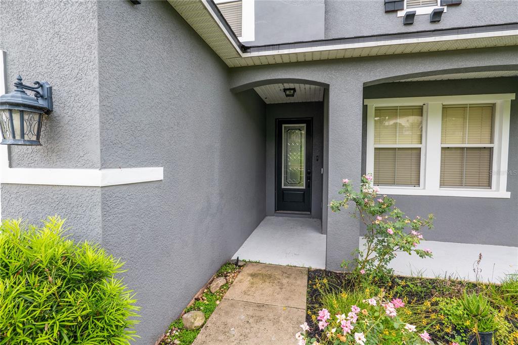852 North Jacks Lake Road Clermont, FL 34711 - Photo 4 of 29 a front view of a house