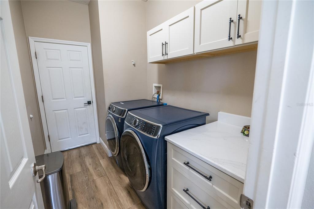 852 North Jacks Lake Road Clermont, FL 34711 - Photo 10 of 22 a utility room with dryer and washer
