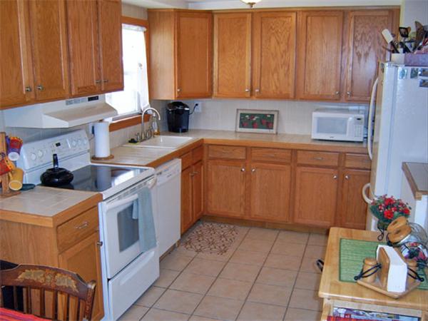 74 Roseen Road Holbrook, MA 02343 - Photo 8 of 19