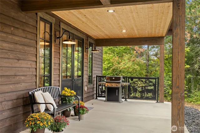 $1,299,000 | 140 Big Rock Lane, Cle Elum, WA 98922