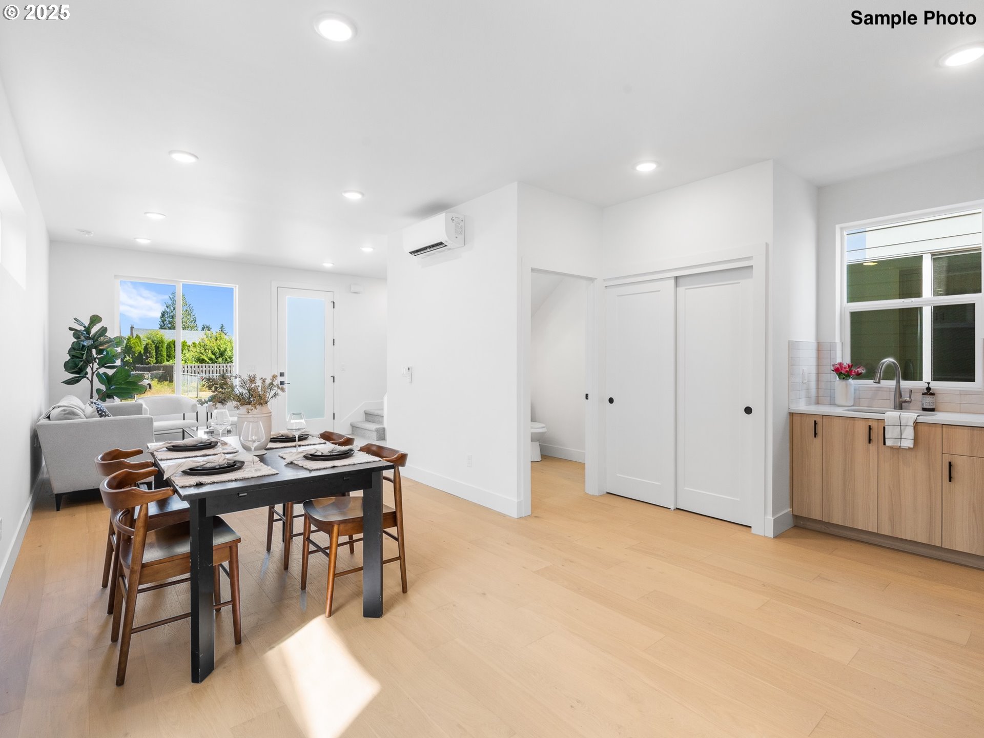 4360 Northeast Going Street Portland, OR 97218 - Photo 5 of 14