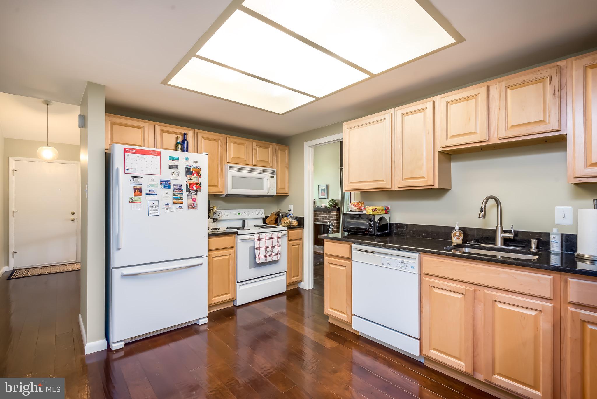 107 South Cottage Road Sterling, VA 20164 - Photo 15 of 25 Gallery Image 15