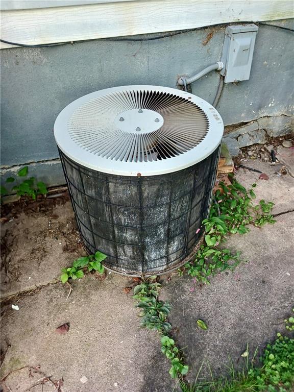 633 5th Avenue Ford City, PA 16226 - Photo 17 of 18 a view of a sink in a patio