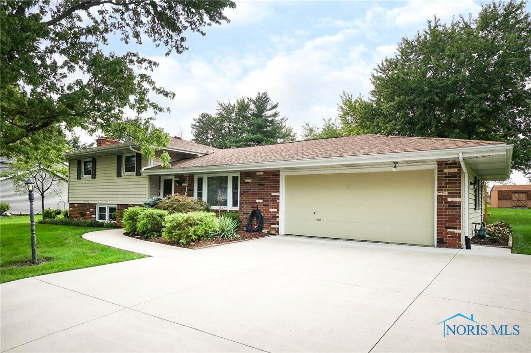 2316 Westmoor Road Findlay, OH 45840 - Photo 2 of 39 Gallery Image 2