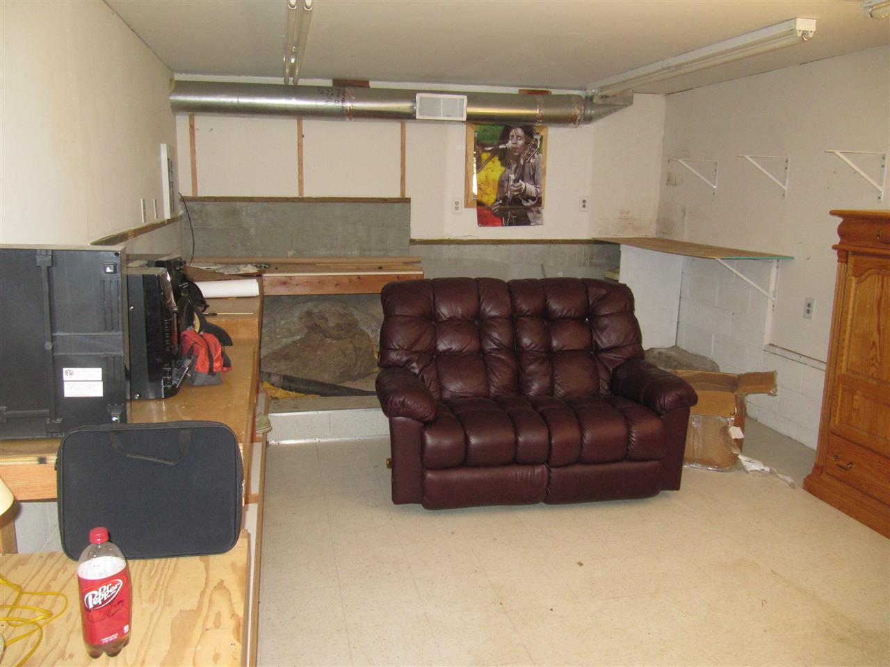 8524 Acorn Road Soda Springs, CA 95728 - Photo 10 of 14 Gallery Image 10