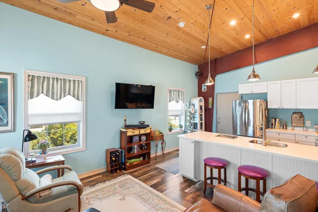 $1,825,000 | 5635 MacDonald Avenue, Stock Island, FL 33040