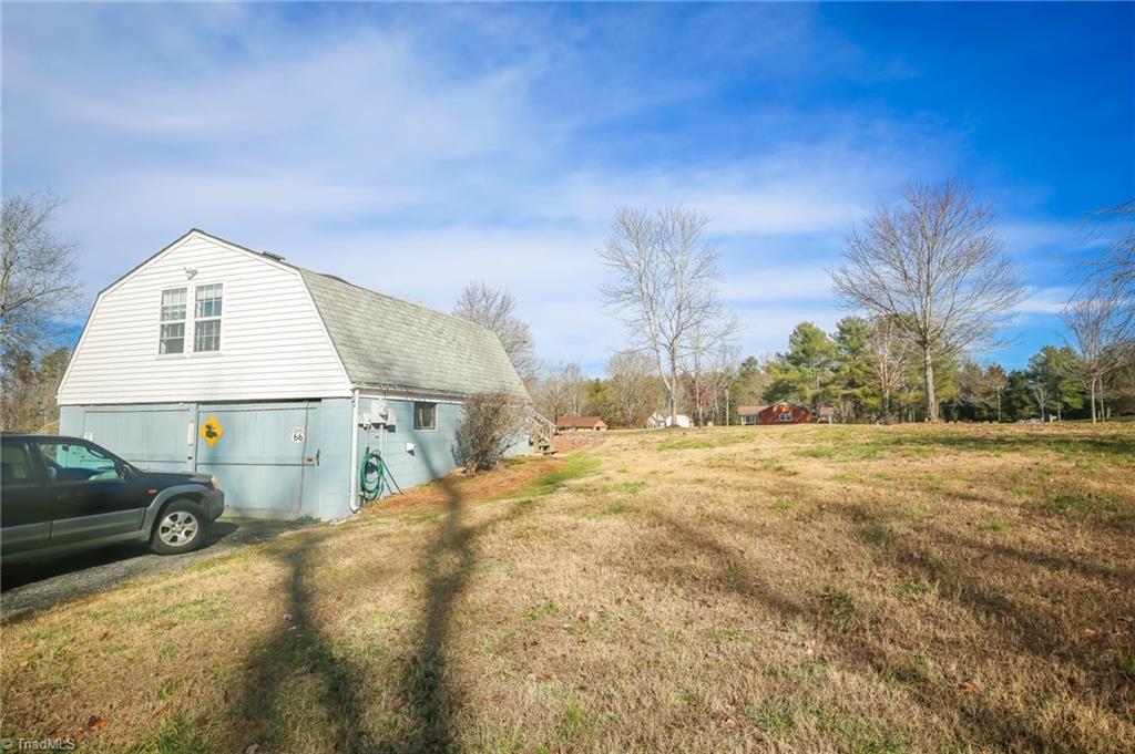 1495 Williams Road Lewisville, NC 27023 - Photo 26 of 27 1495 Williams Rd Lewisville NC 27023 Garage and Apartment