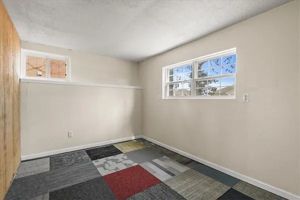 $255,000 | 200 Gregg Street, Grain Valley, MO 64029