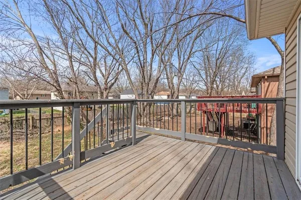 $255,000 | 200 Gregg Street, Grain Valley, MO 64029