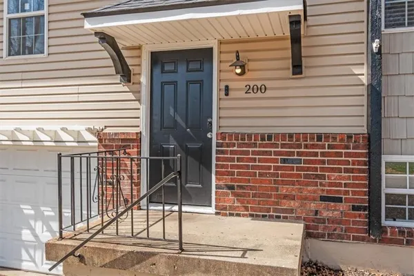 $255,000 | 200 Gregg Street, Grain Valley, MO 64029