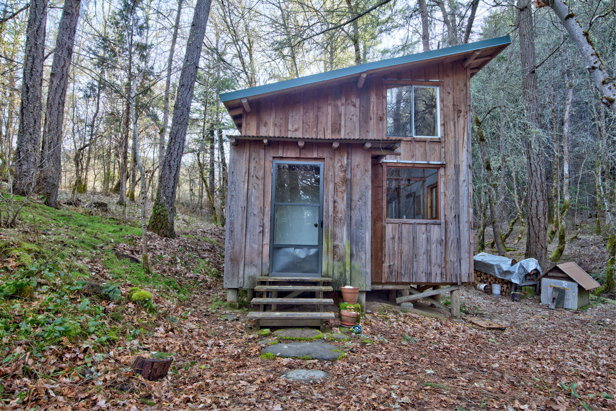 1015 Panther Gulch Road Williams, OR 97544 - Photo 34 of 49 Cabin near creek