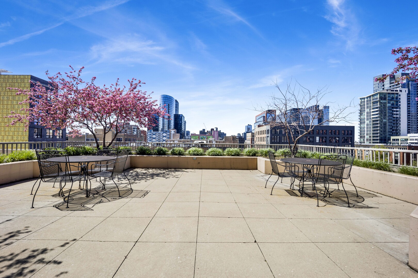 200 North Jefferson Street, Unit 2301 Chicago, IL 60661 - Photo 23 of 24