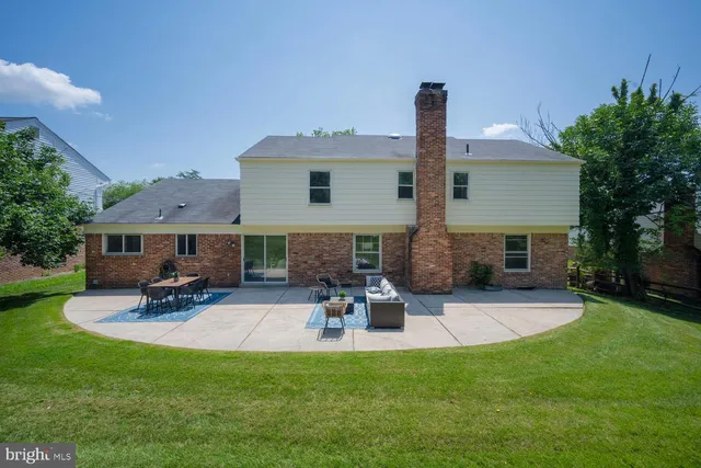 $1,099,000 | 11124 Hunt Club Drive, Potomac, MD 20854