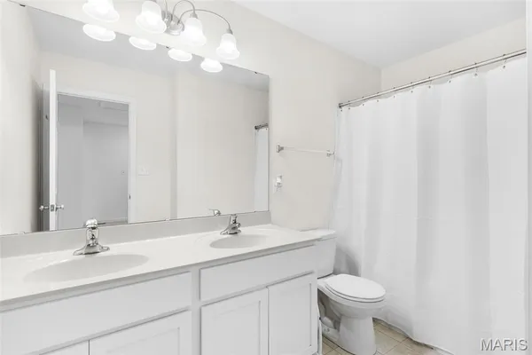 $379,900 | 5085 Barter Street, St. Charles, MO 63301