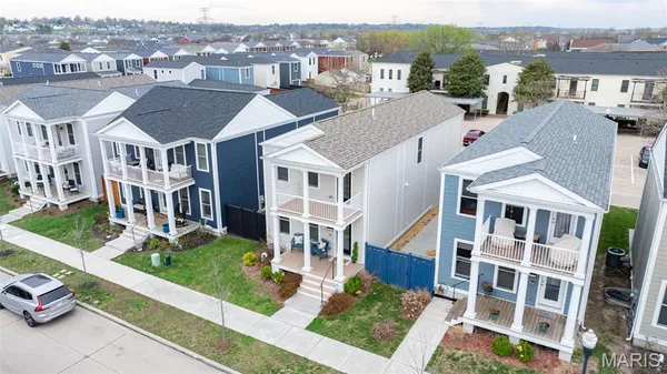 $379,900 | 5085 Barter Street, St. Charles, MO 63301