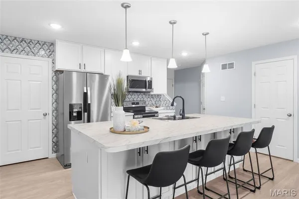 $379,900 | 5085 Barter Street, St. Charles, MO 63301