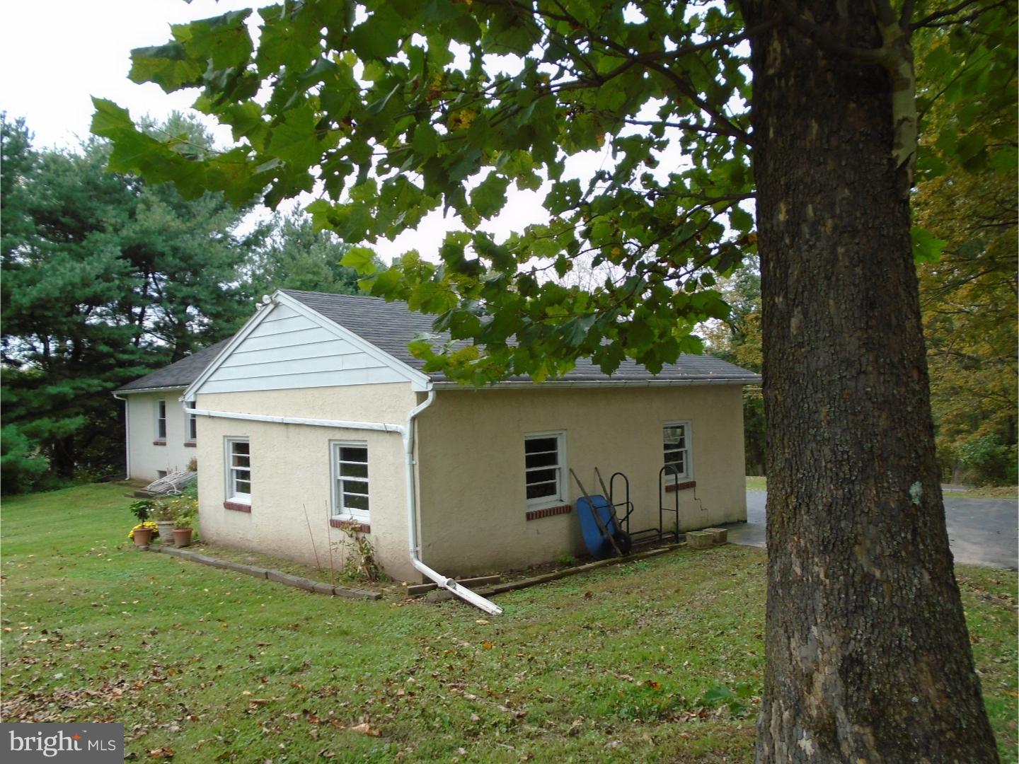 1574 Snell Road Pottstown, PA 19464 - Photo 16 of 20 Gallery Image 16