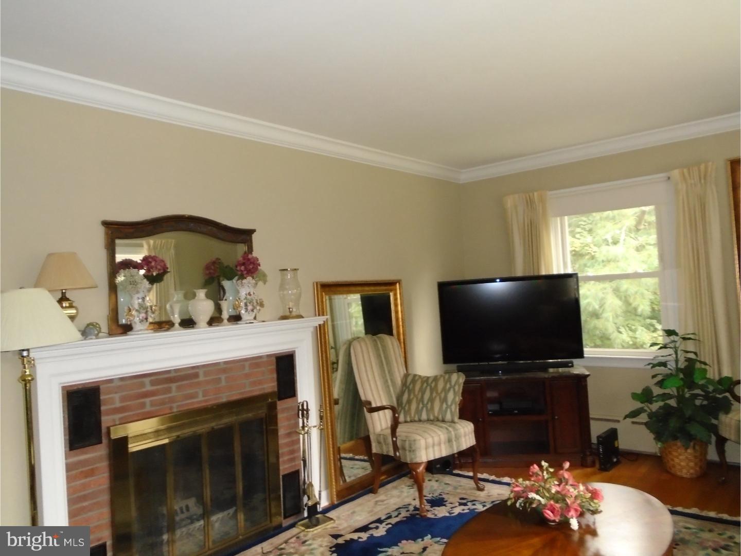 1574 Snell Road Pottstown, PA 19464 - Photo 4 of 20 Gallery Image 4