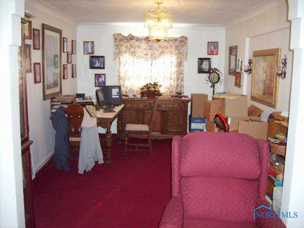2316 West Alexis Road Toledo, OH 43613 - Photo 5 of 20 Dining Room.