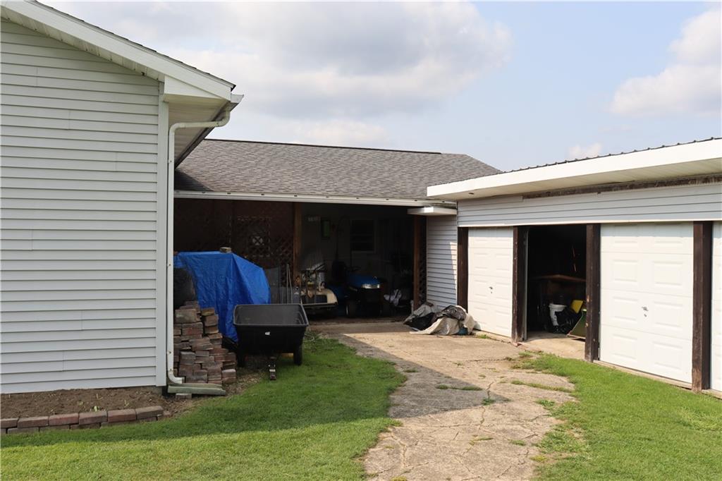 456 Mountain View Road New Florence, PA 15944 - Photo 21 of 25 Storage shed at rear of garage