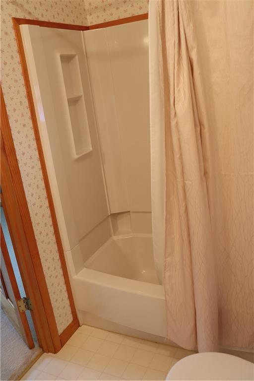 456 Mountain View Road New Florence, PA 15944 - Photo 24 of 25 Full Bathroom