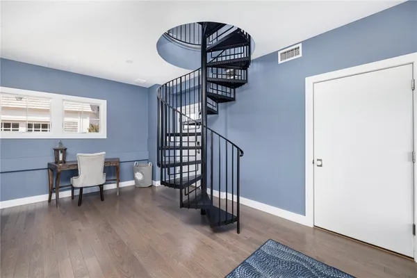 $989,000 | 14 East Pointe Lane, Unit 14, South Kingstown, RI 02879