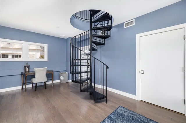 $989,000 | 14 East Pointe Lane, Unit 14, South Kingstown, RI 02879