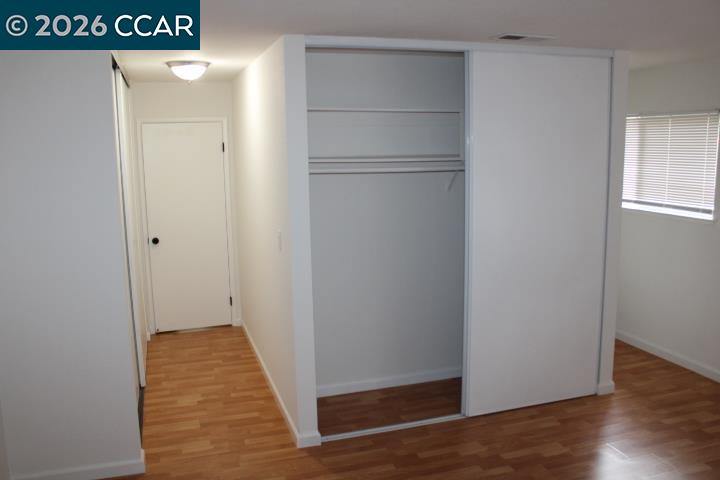 2152 Blue Jay Circle Pinole, CA 94564 - Photo 19 of 31 a view of a hallway