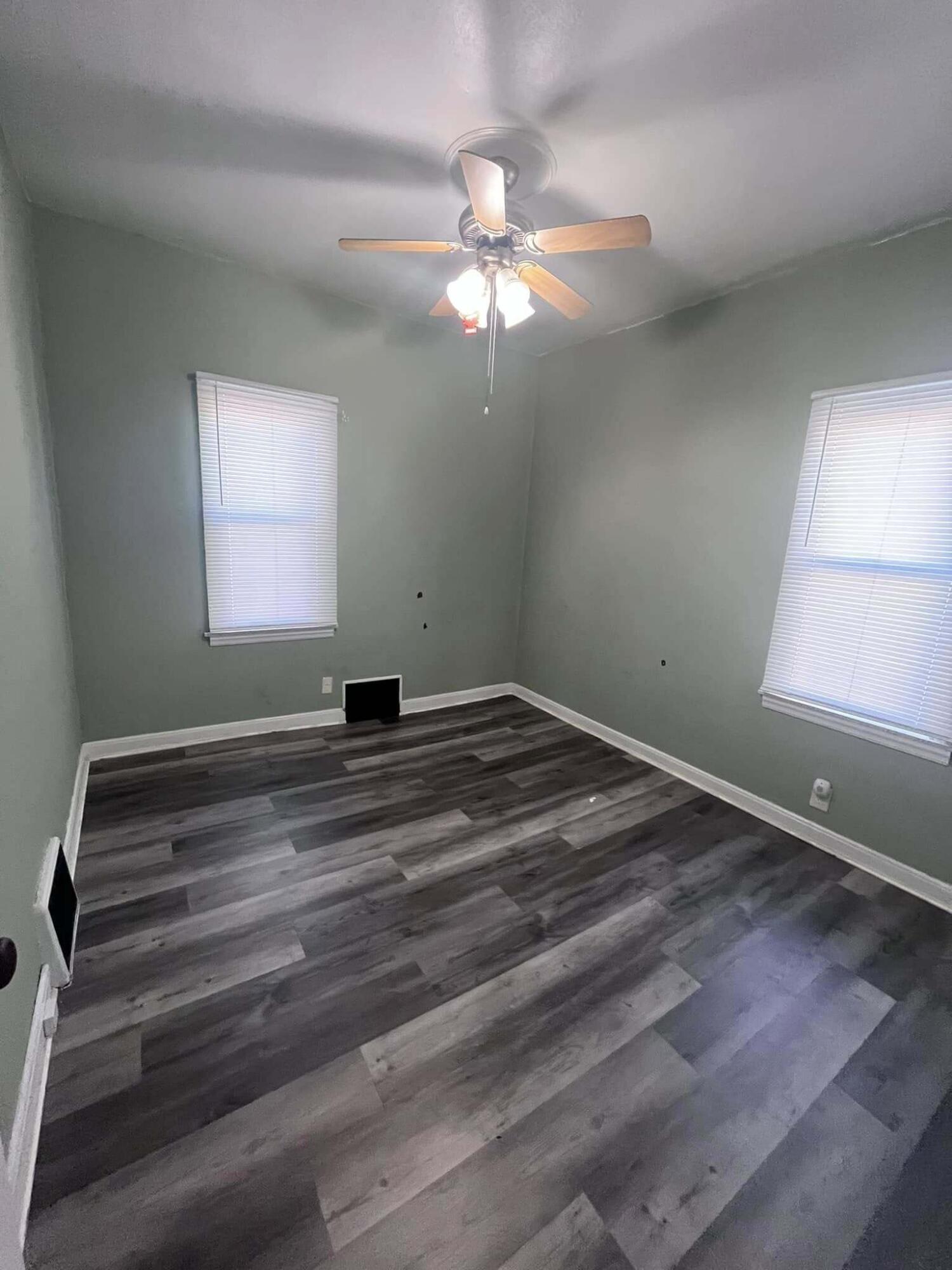 2321 South 12th Street Milwaukee, WI 53215 - Photo 8 of 9 481900425_1454464682189388_8199685928498