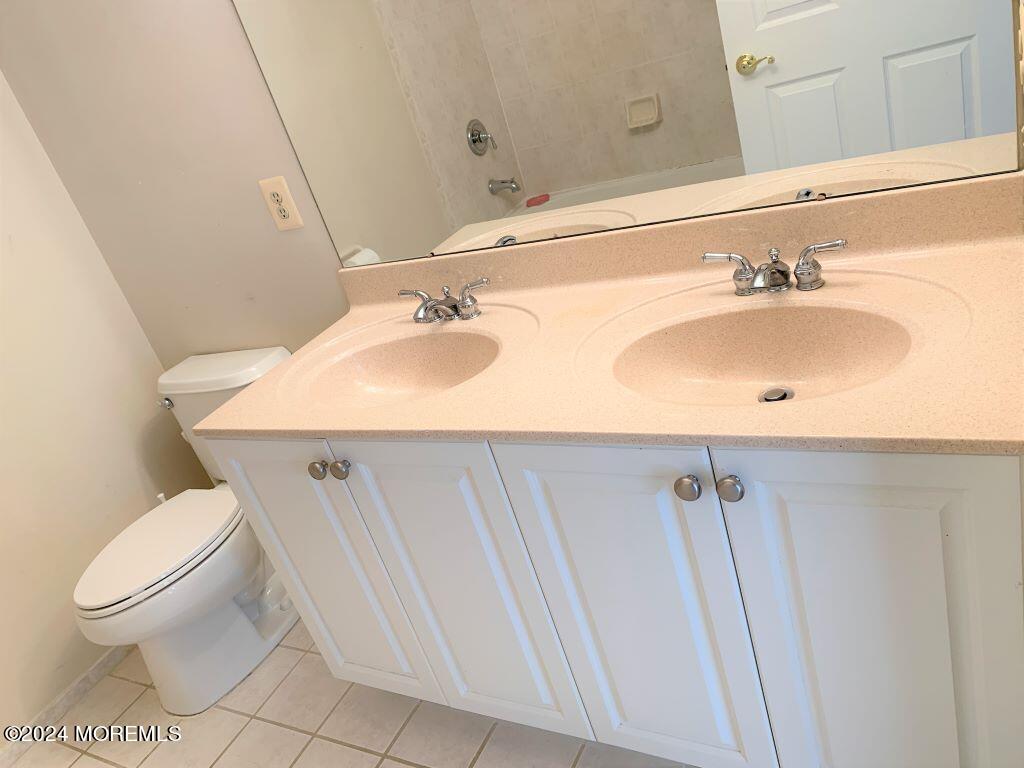 87 Banyan Boulevard Holmdel, NJ 07733 - Photo 15 of 17 15