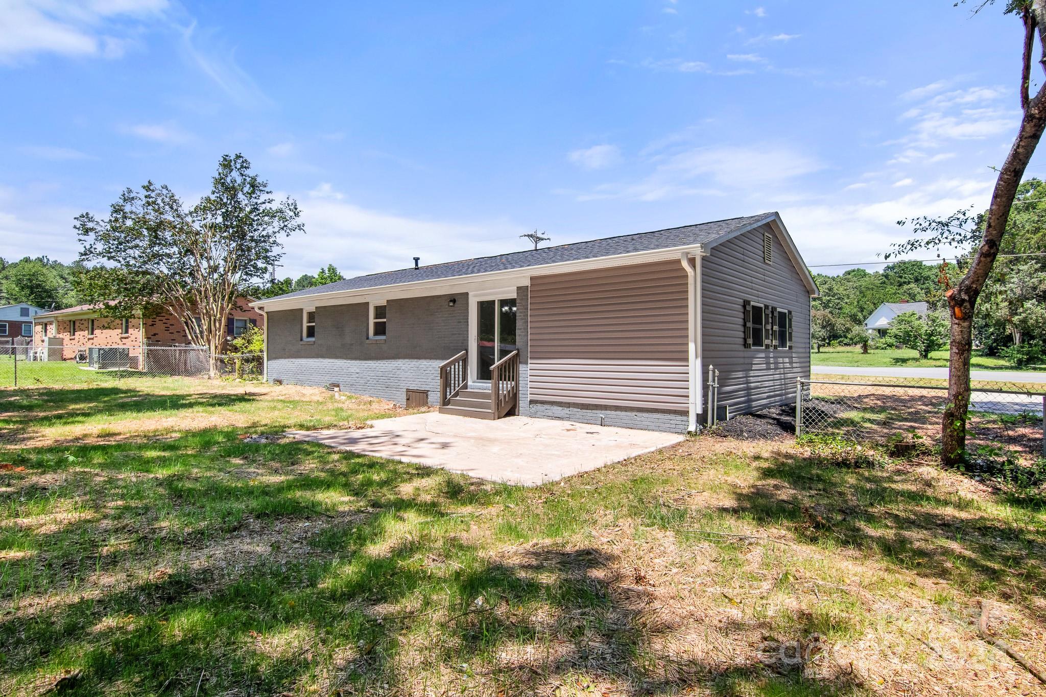 4817 Little Mountain Road Gastonia, NC 28056 - Photo 35 of 37 Gallery Image 35