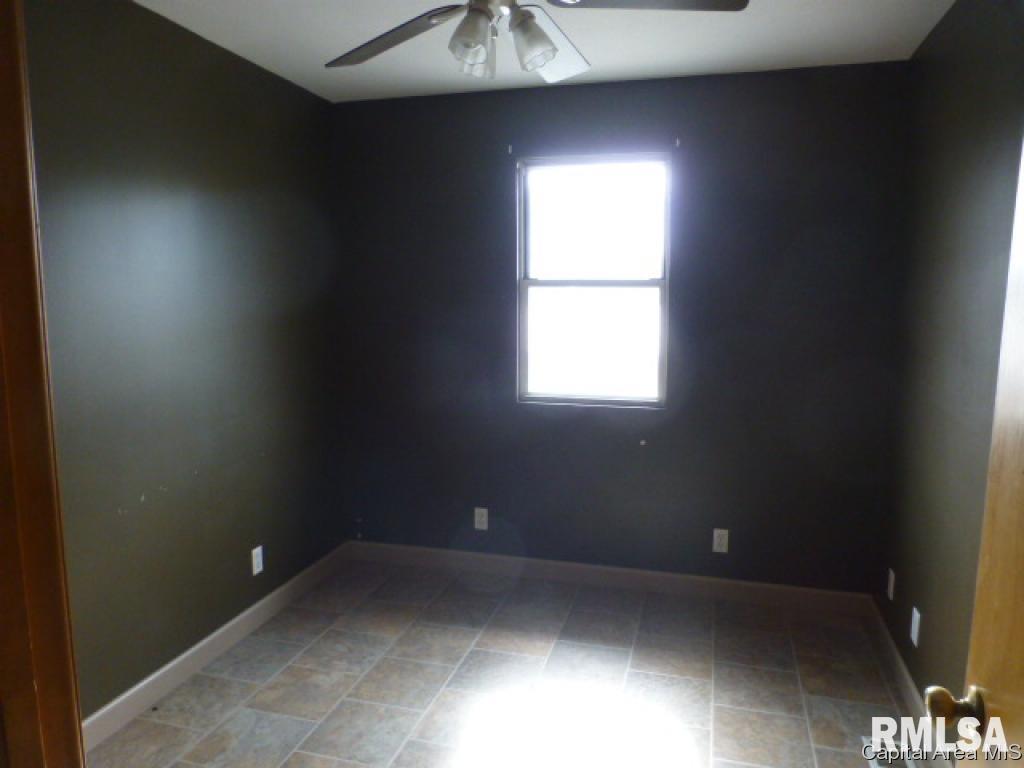 2621 South Spring Street Springfield, IL 62704 - Photo 14 of 25 Gallery Image 14