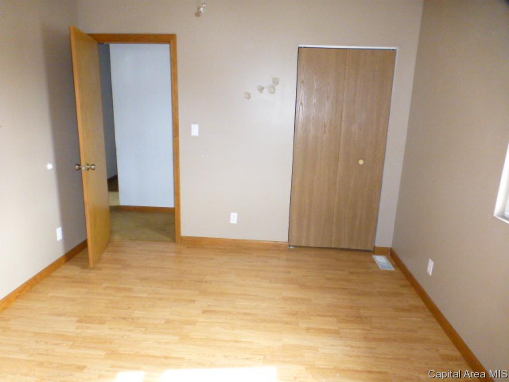 2621 South Spring Street Springfield, IL 62704 - Photo 16 of 25 Gallery Image 16