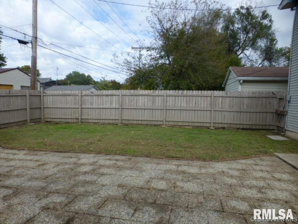 2621 South Spring Street Springfield, IL 62704 - Photo 23 of 25 Gallery Image 23
