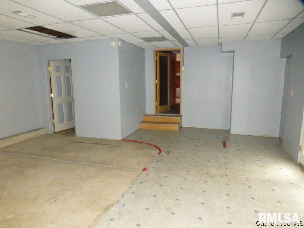 2621 South Spring Street Springfield, IL 62704 - Photo 8 of 25 Gallery Image 8