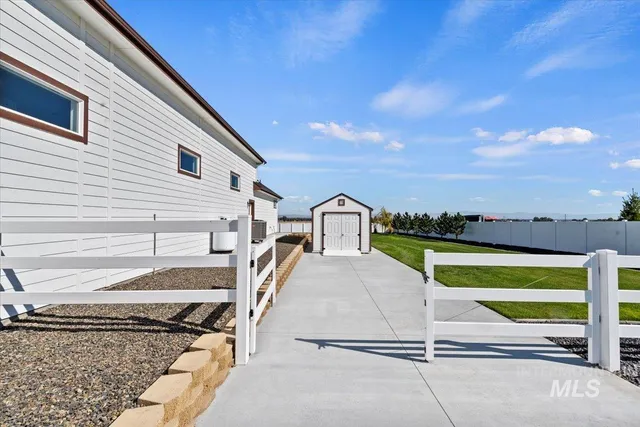 $1,225,000 | 16834 Long Meadow Drive, Caldwell, ID 83607