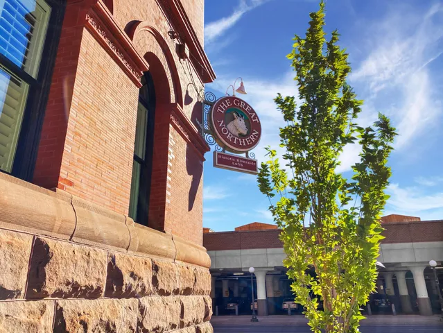 $2,750 | 300 Wall Street, Unit 708, St. Paul, MN 55101