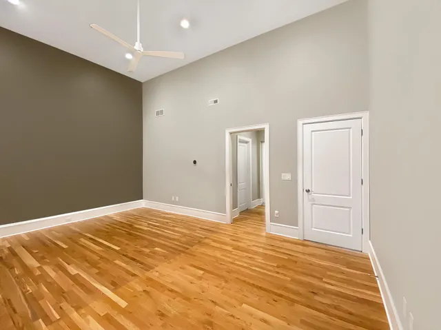 $2,995 | 300 Wall Street, Unit 708, St. Paul, MN 55101