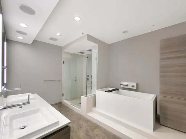 $2,750 | 300 Wall Street, Unit 708, St. Paul, MN 55101