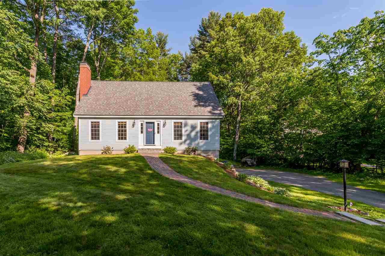12 Ross Road Durham, NH 03824 - Photo 2 of 32