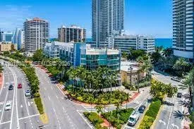 $3,200 | 6305 Indian Creek Drive, Unit 4C, Miami Beach, FL 33141