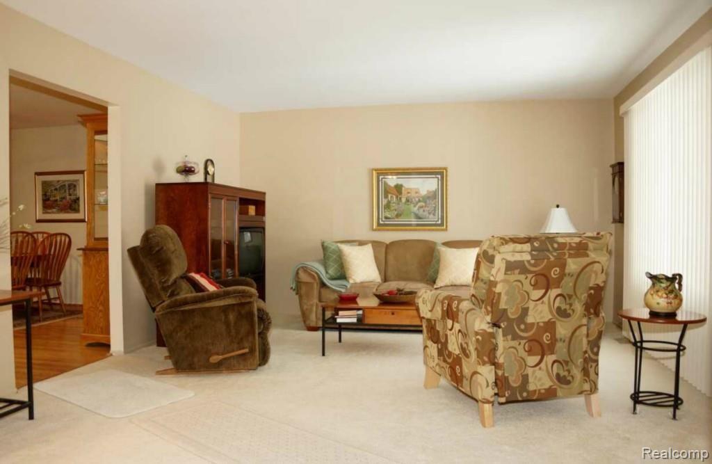 Living Room Area - Spacious