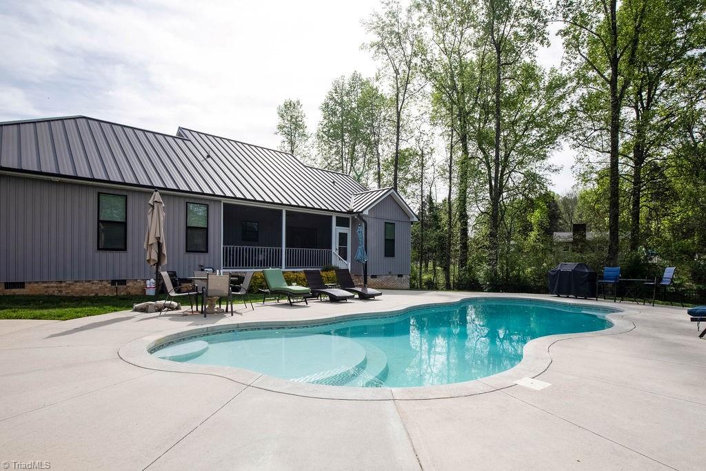 4882 Colonial Circle Trinity, NC 27370 - Photo 24 of 27