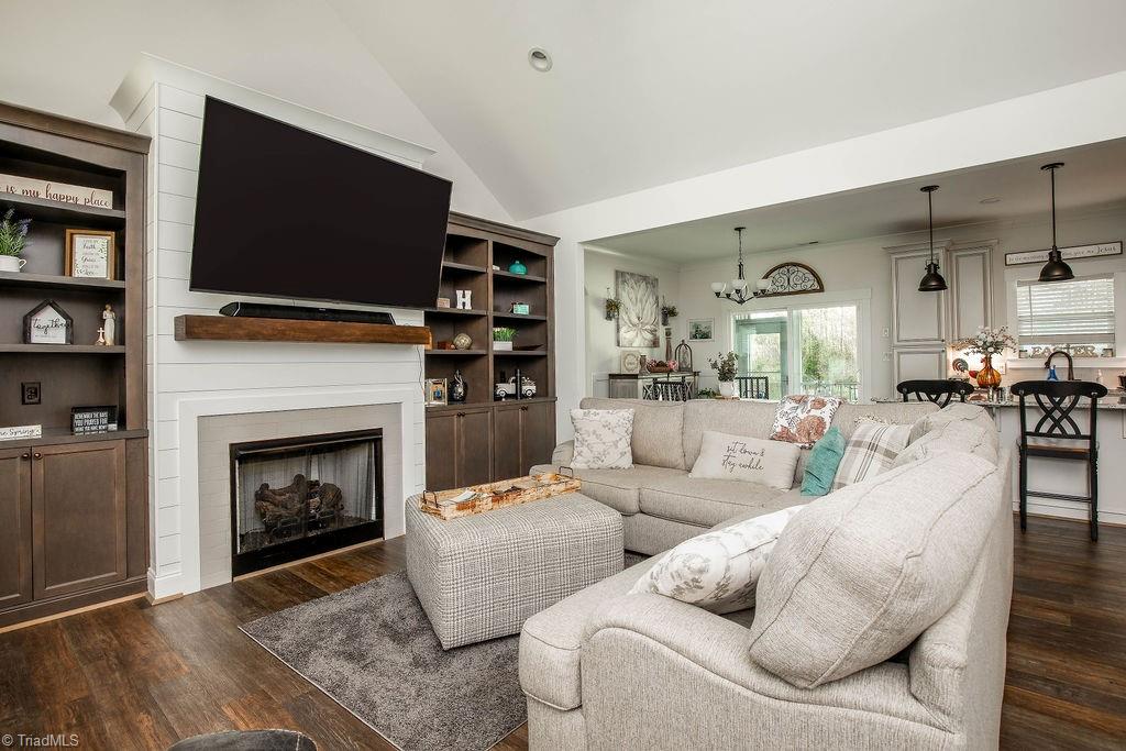 4882 Colonial Circle Trinity, NC 27370 - Photo 3 of 27