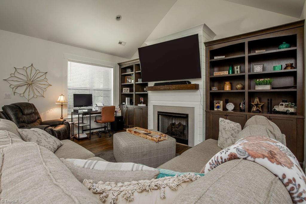 4882 Colonial Circle Trinity, NC 27370 - Photo 4 of 27