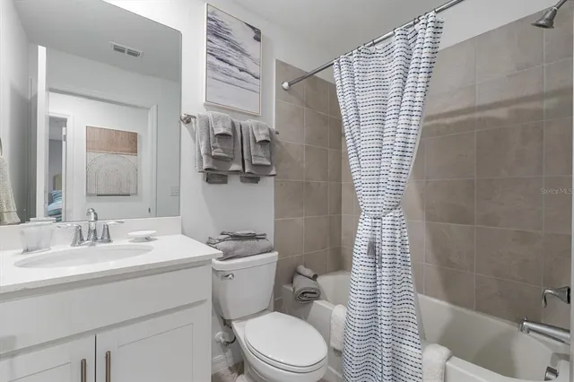 $2,200 | 12470 Wellen Golf Street, Unit 205, Venice, FL 34293