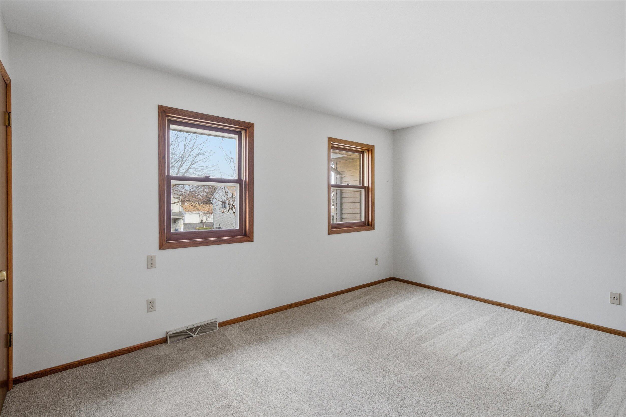 2017 Woodburn Road, Unit B Waukesha, WI 53188 - Photo 16 of 34 Bedroom 1