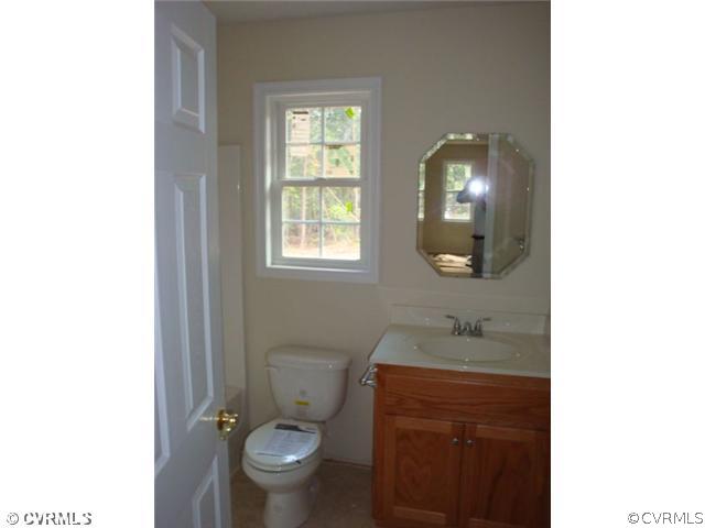 1452 South Constitution Route Dillwyn, VA 23936 - Photo 10 of 12 Master Bath