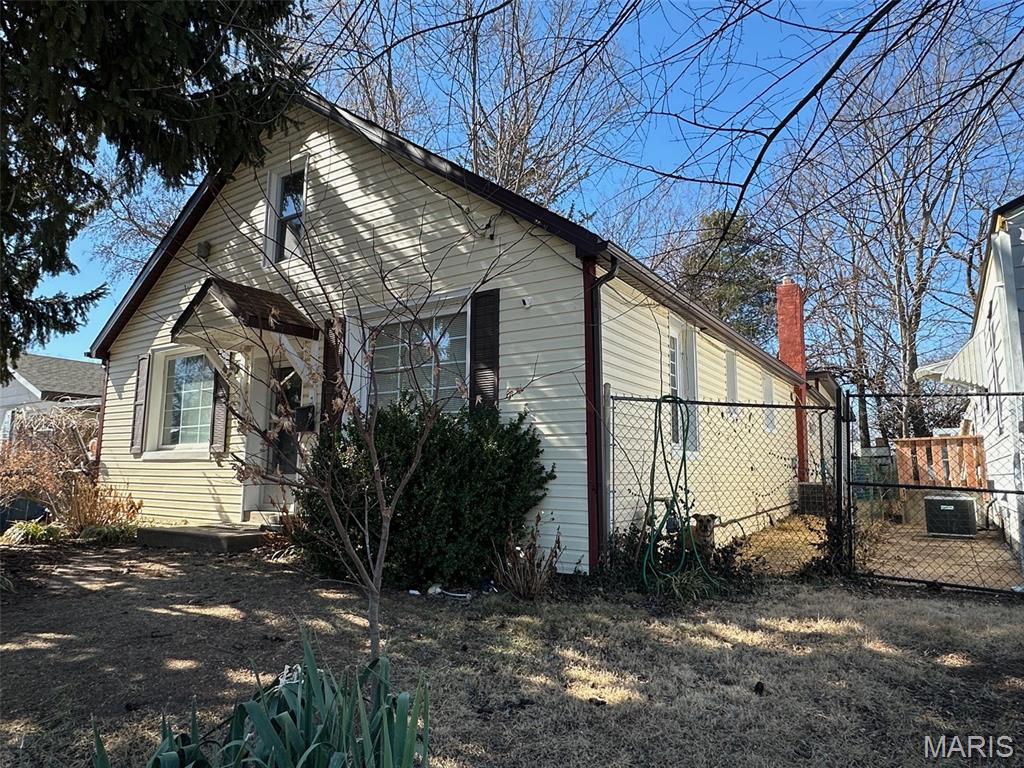 6255 Hancock Avenue Berkeley, MO 63134 - Photo 10 of 12