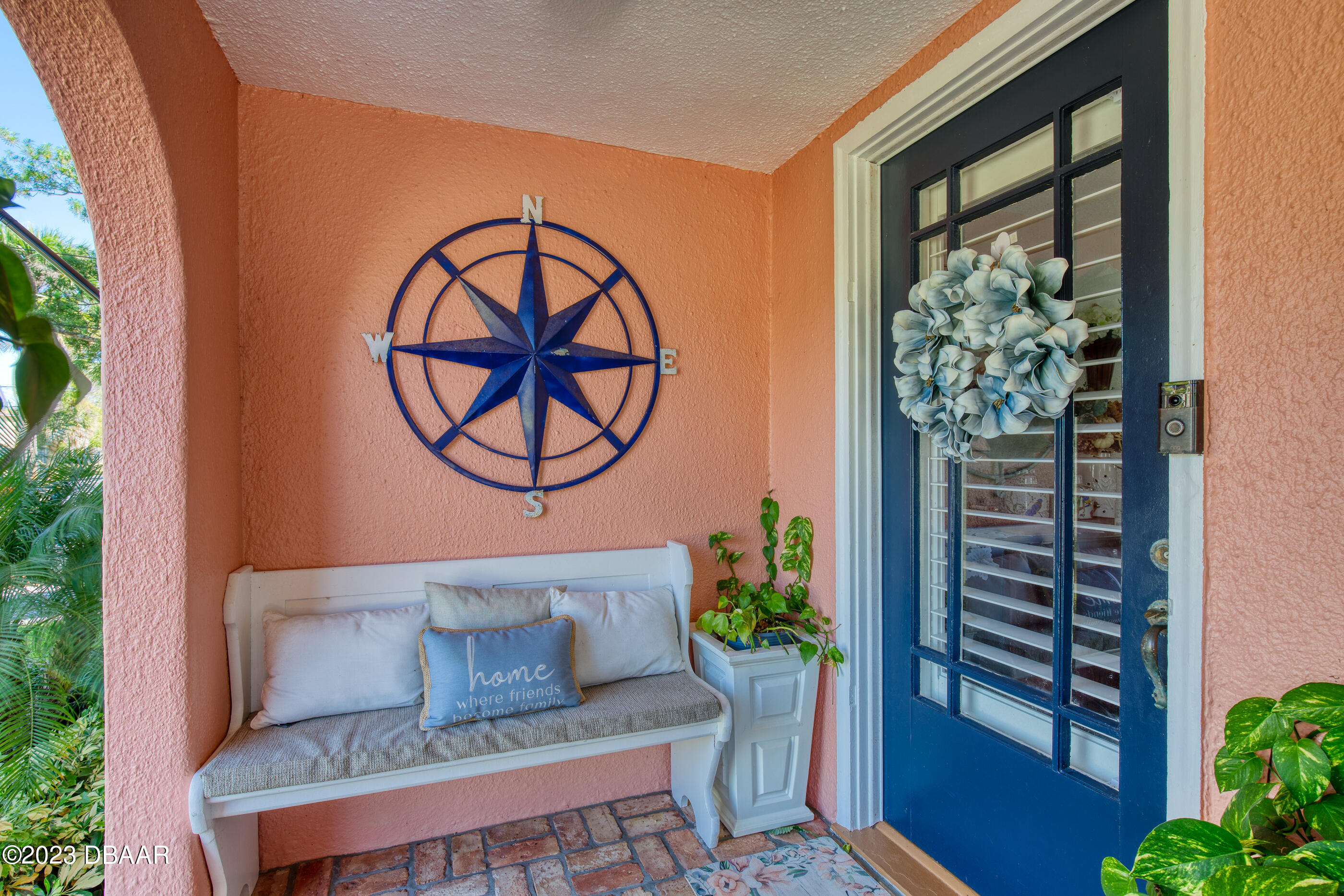42 River Beach Drive Ormond Beach, FL 32176 - Photo 14 of 74 a living room with furniture and a potted plant